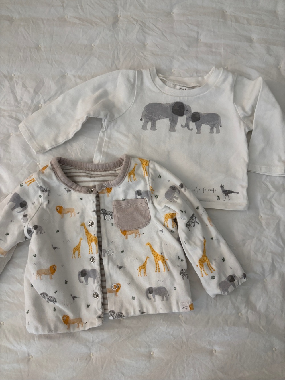 Mud Pie 6-9 months neutral baby 2-Piece Reversible Safari Set
